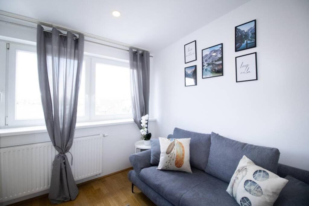 Sunny & Cozy Penthouse With Balcony L Dg4'14 Appartement Wenen Buitenkant foto